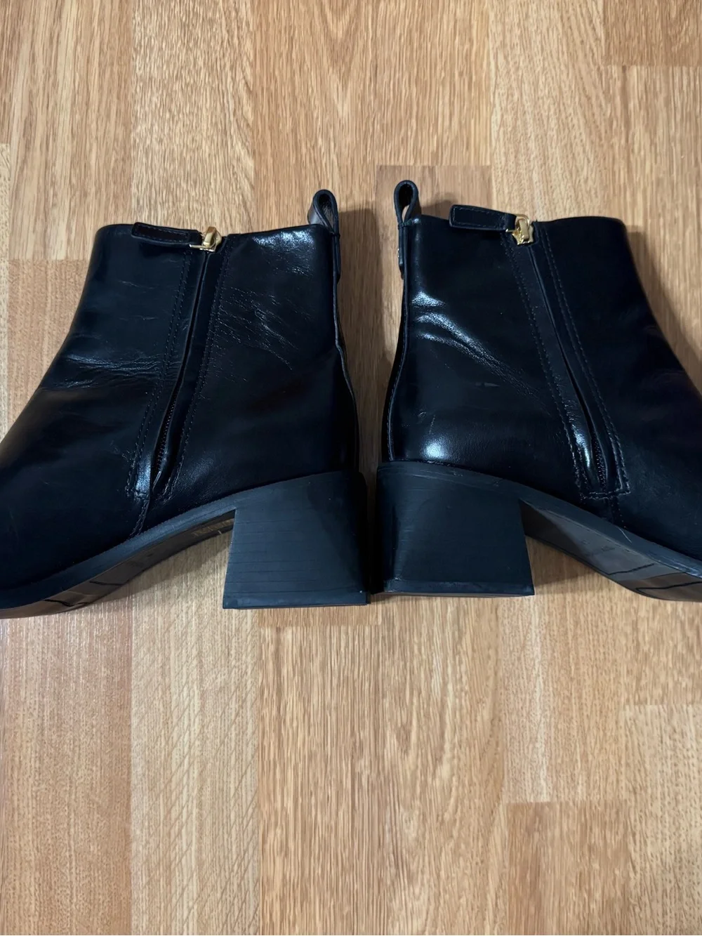 Tory Burch Casual Zip Up Bootie, Calf Leather, 60mm, Size 9